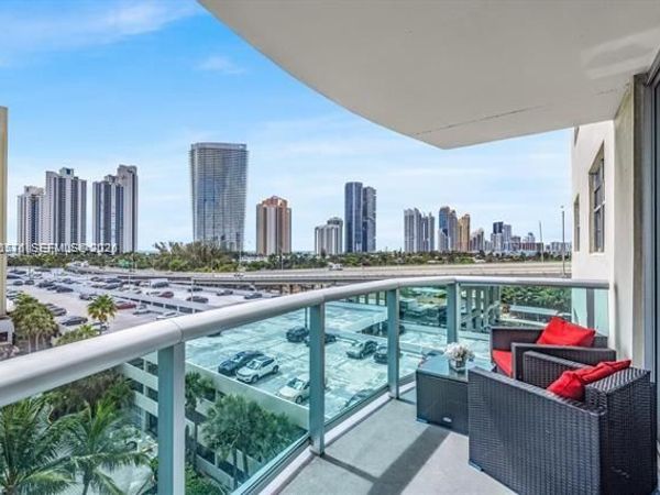 19390 Collins Ave , Unit 702, Sunny Isles Beach, FL 33160
