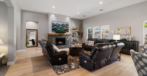 3060 Bristol Drive, Reno, NV 89521 Photo