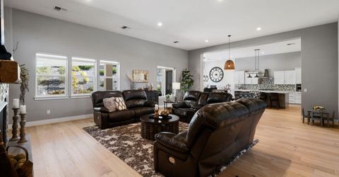 3060 Bristol Drive, Reno, NV 89521 Photo