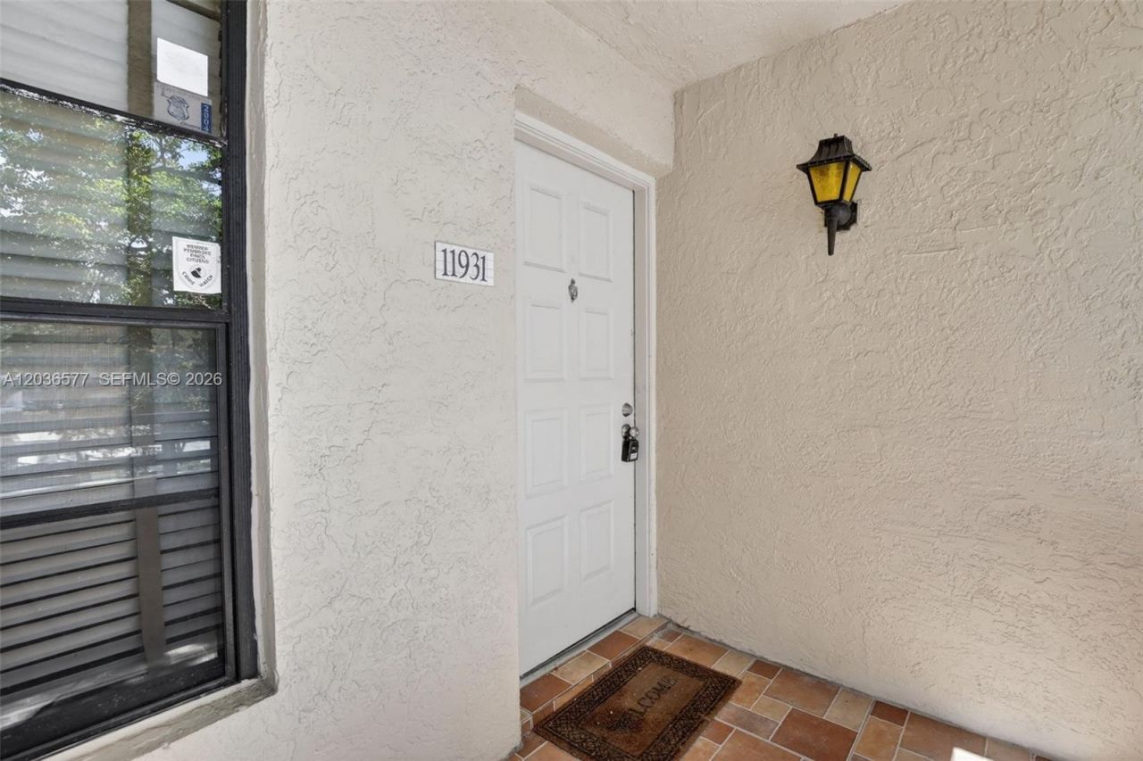 11931 NW 11th St, Unit 11931, Pembroke Pines, FL 33026 Photo