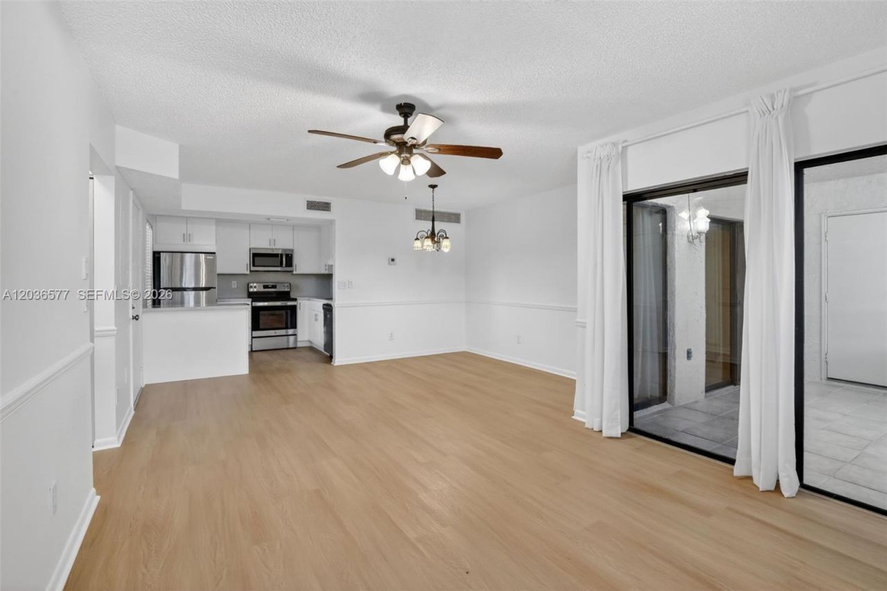 11931 NW 11th St, Unit 11931, Pembroke Pines, FL 33026 Photo