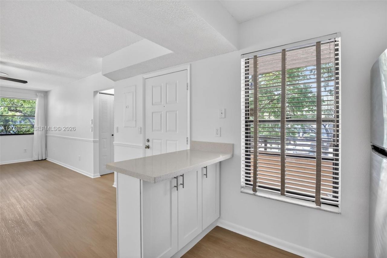 11931 NW 11th St, Unit 11931, Pembroke Pines, FL 33026 Photo