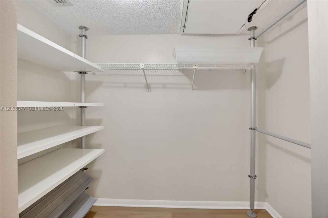 11931 NW 11th St, Unit 11931, Pembroke Pines, FL 33026 Photo