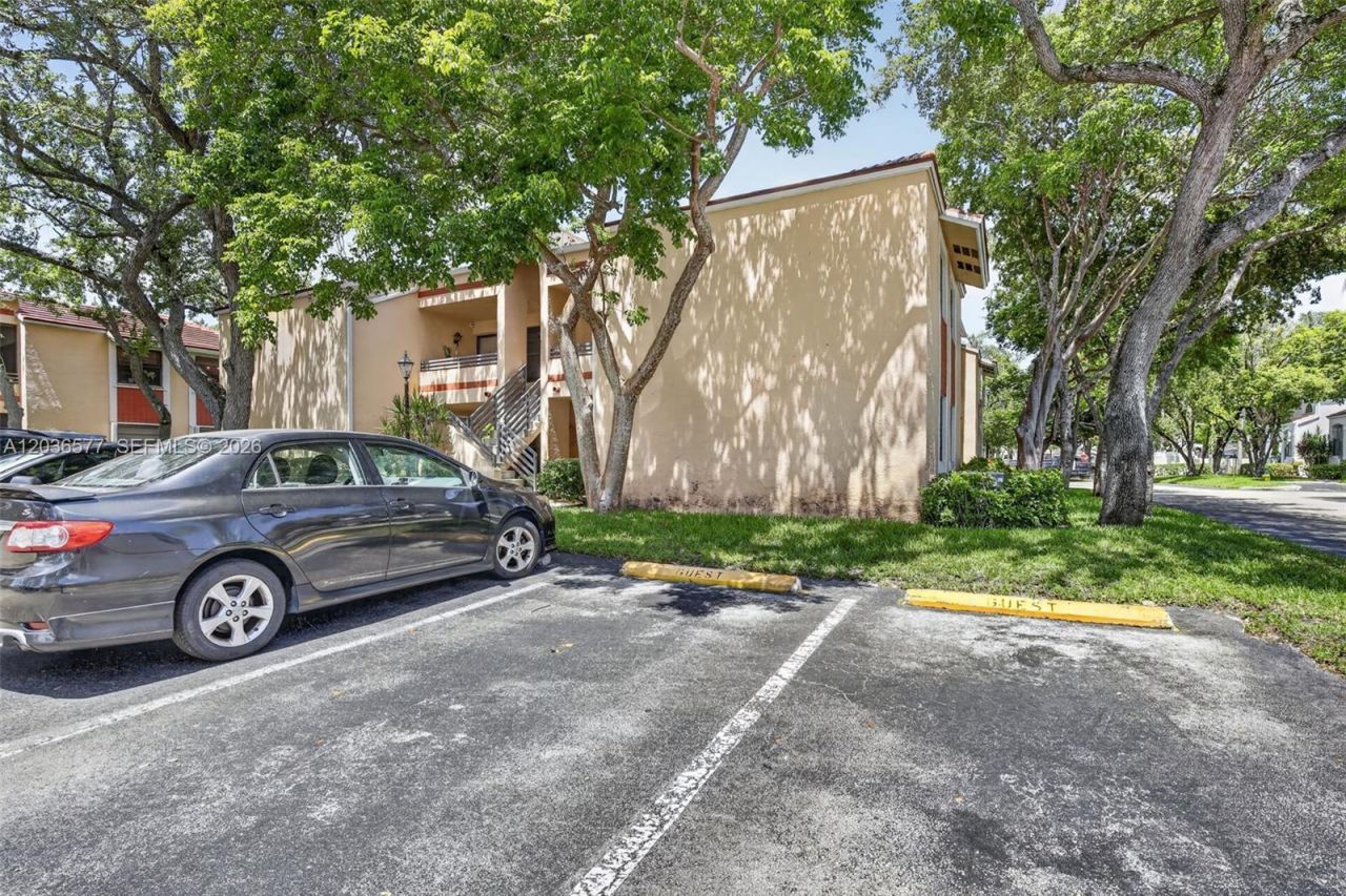 11931 NW 11th St, Unit 11931, Pembroke Pines, FL 33026 Photo