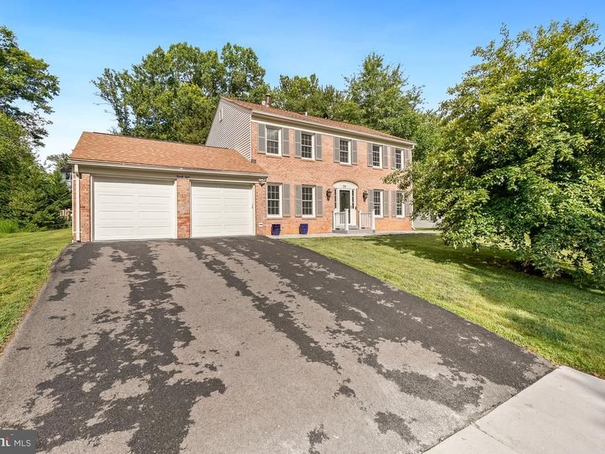 28 Redding Ridge Drive, North Potomac, MD 20878 Main Photo
