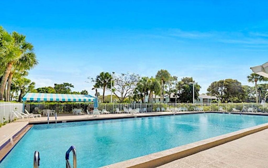 3726 Savoy Lane, Unit D2, West Palm Beach, FL 33417 Photo