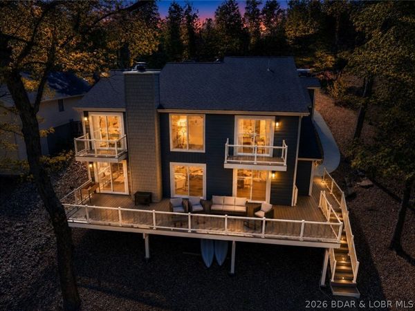 290 Woodhaven Circle, Lake Ozark, MO 65049