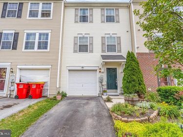 244 RUMBLING ROCK ROAD , HEDGESVILLE, WV 25427