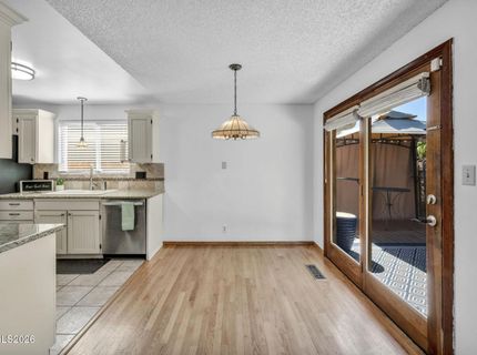 3060 Meadowlands Drive, Sparks, NV 89431 Photo