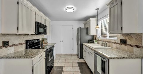 3060 Meadowlands Drive, Sparks, NV 89431 Photo