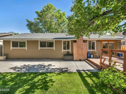 3060 Meadowlands Drive, Sparks, NV 89431 Photo