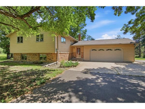 455 Green Mill Lane, Hudson, WI 54016