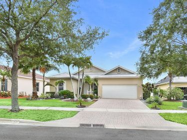 10771 SW Waterway Lane, Port St. Lucie, FL 34987