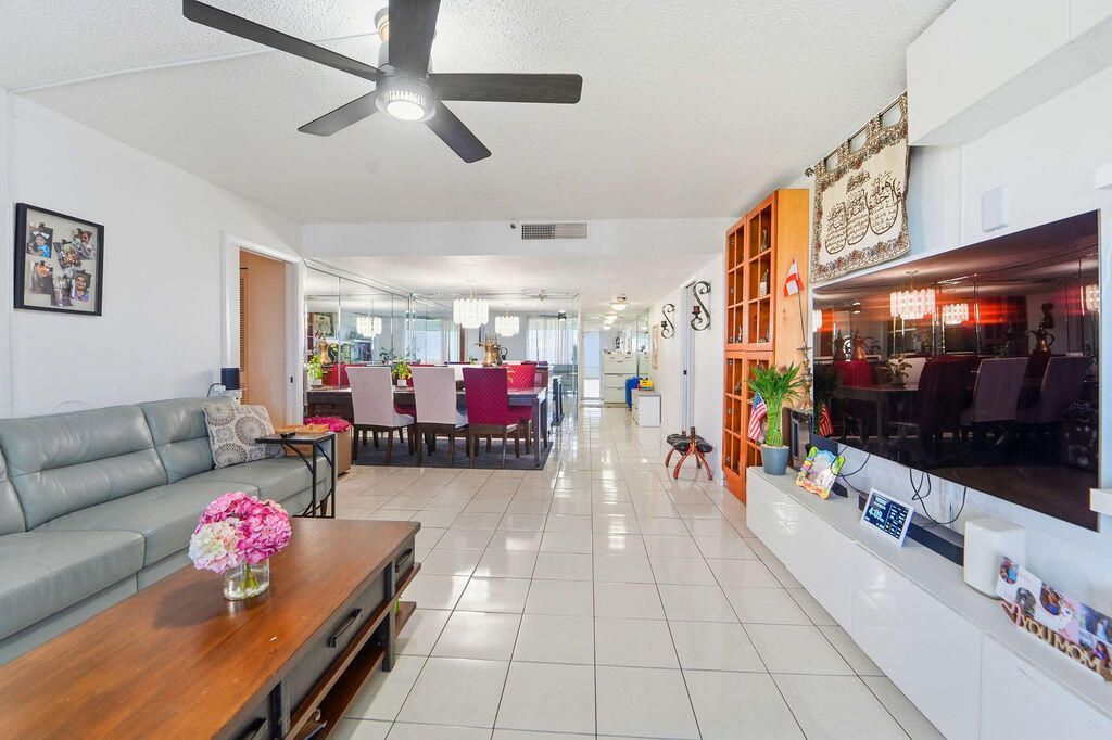 6500 NW 2nd Avenue, Unit 509, Boca Raton, FL 33487 Photo