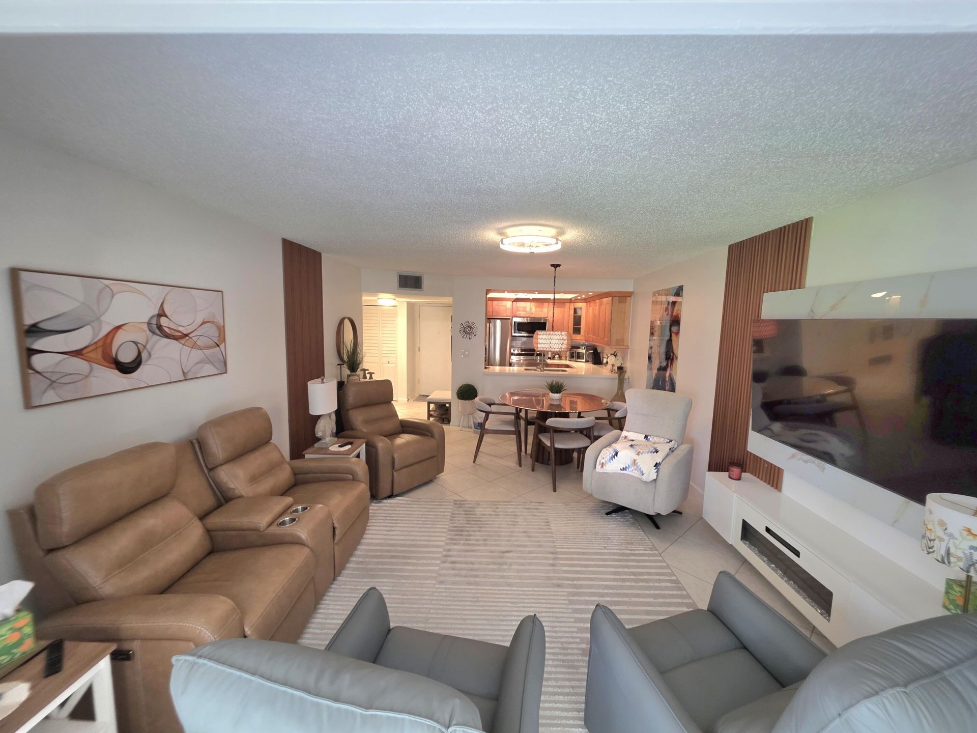 5680 SW 3rd Place, Unit 206, Margate, FL 33068 Photo
