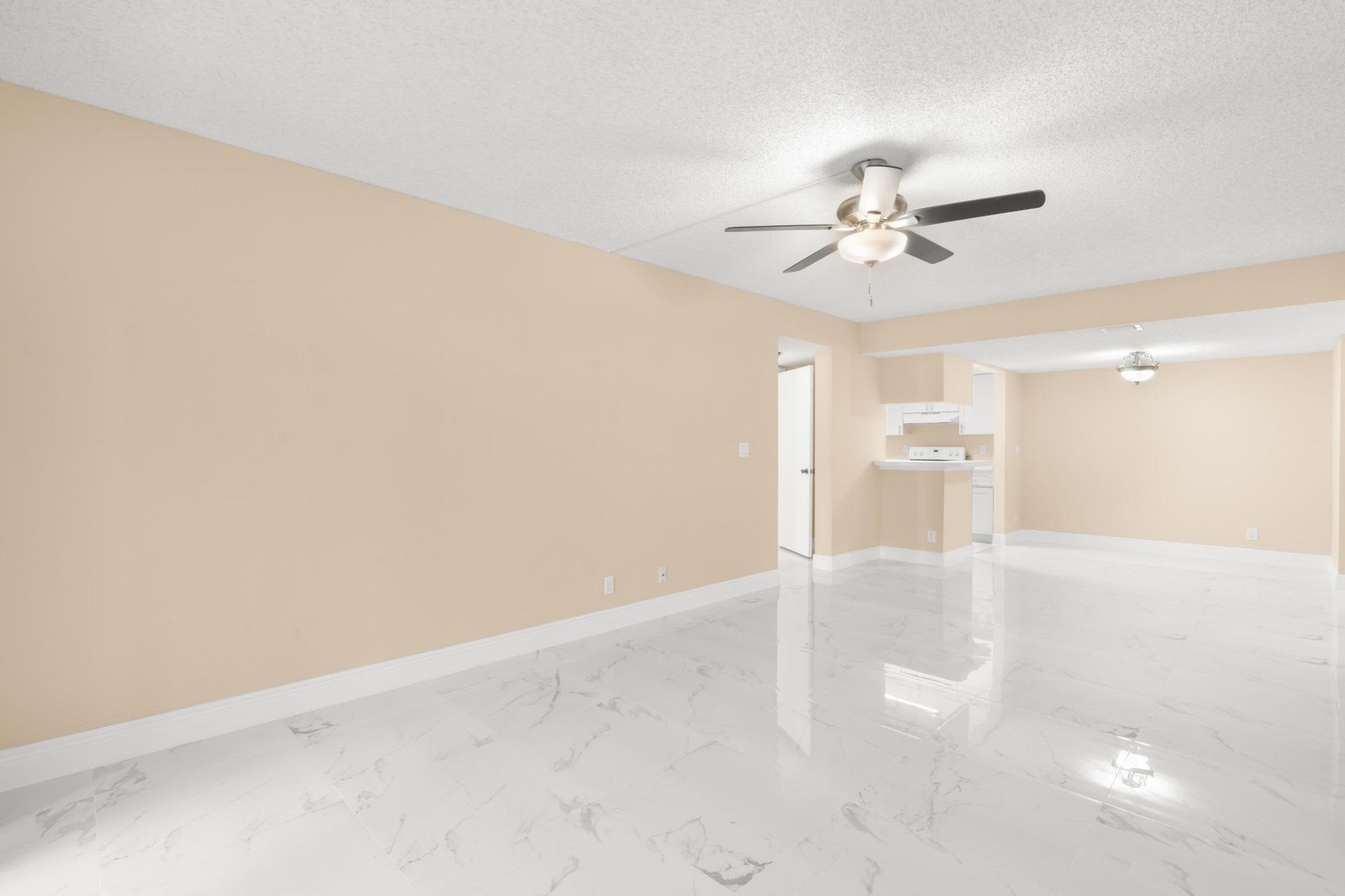 9855 Westview Drive, Unit 714, Coral Springs, FL 33076 Photo