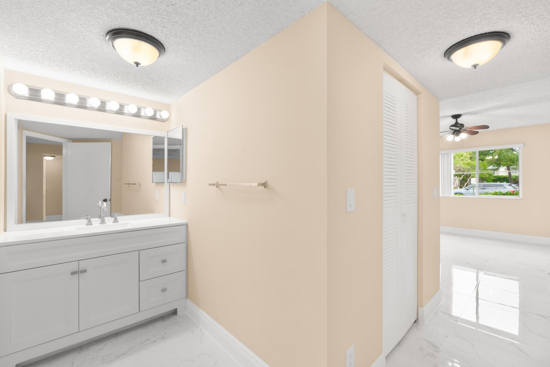 9855 Westview Drive, Unit 714, Coral Springs, FL 33076 Photo