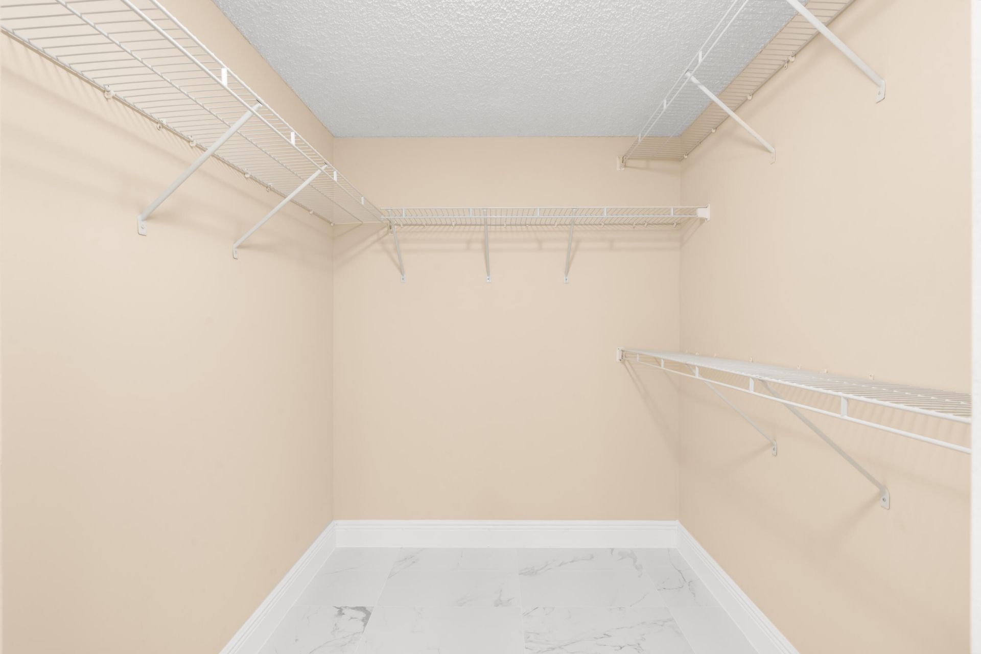 9855 Westview Drive, Unit 714, Coral Springs, FL 33076 Photo