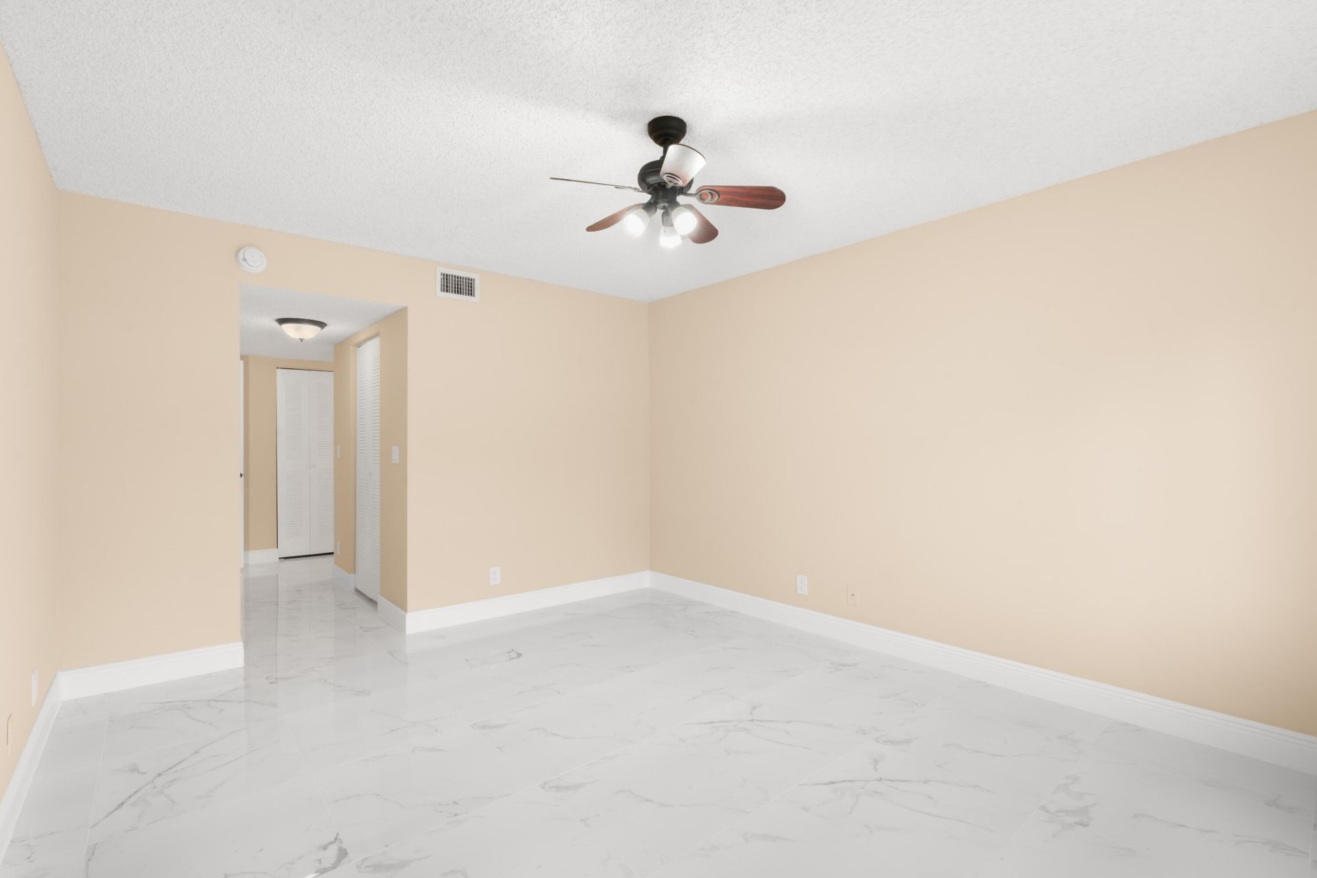 9855 Westview Drive, Unit 714, Coral Springs, FL 33076 Photo