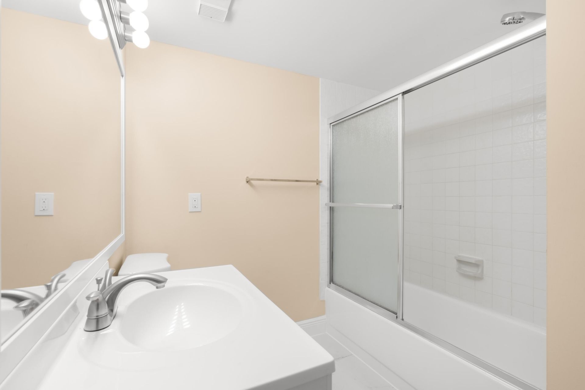 9855 Westview Drive, Unit 714, Coral Springs, FL 33076 Photo