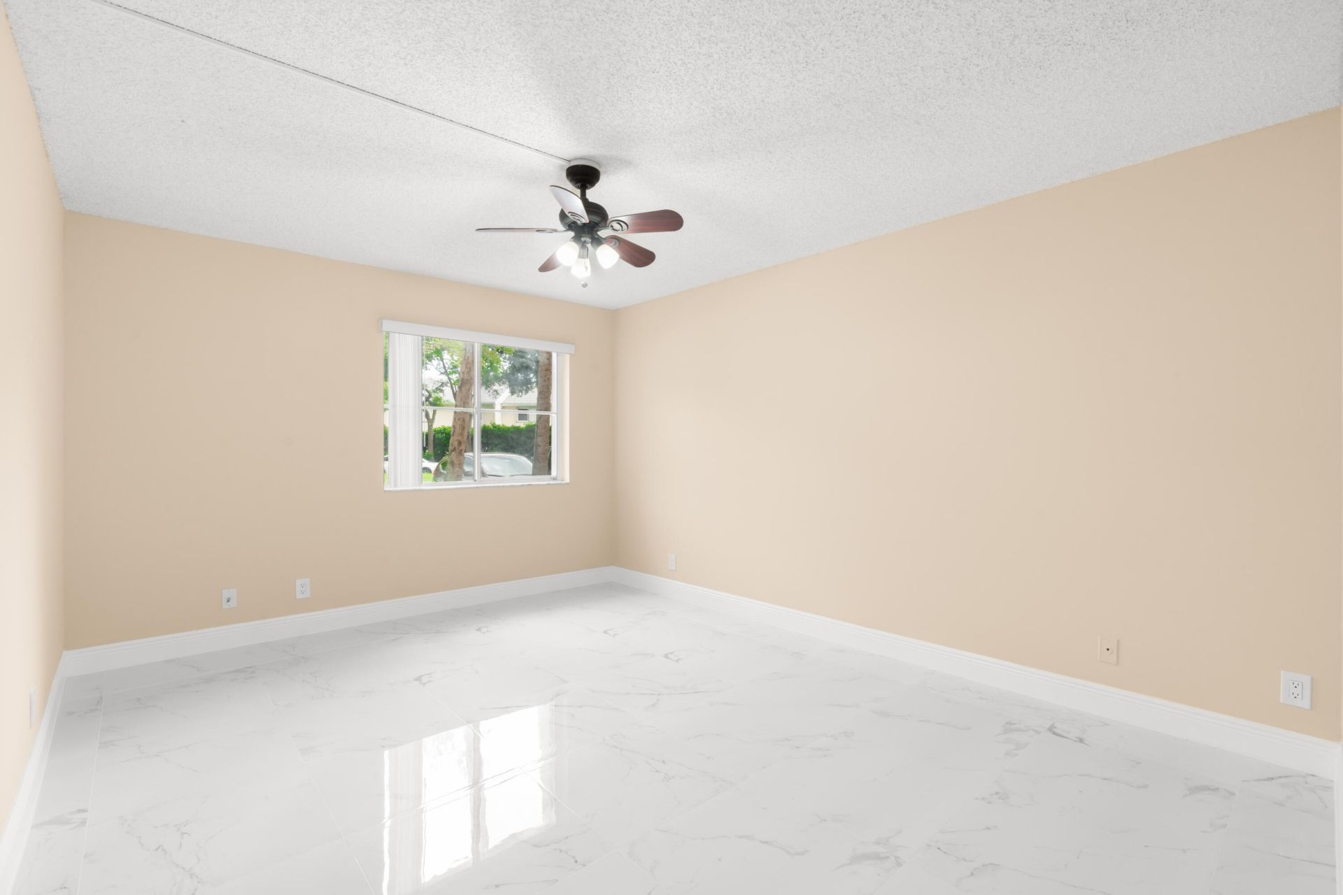 9855 Westview Drive, Unit 714, Coral Springs, FL 33076 Photo