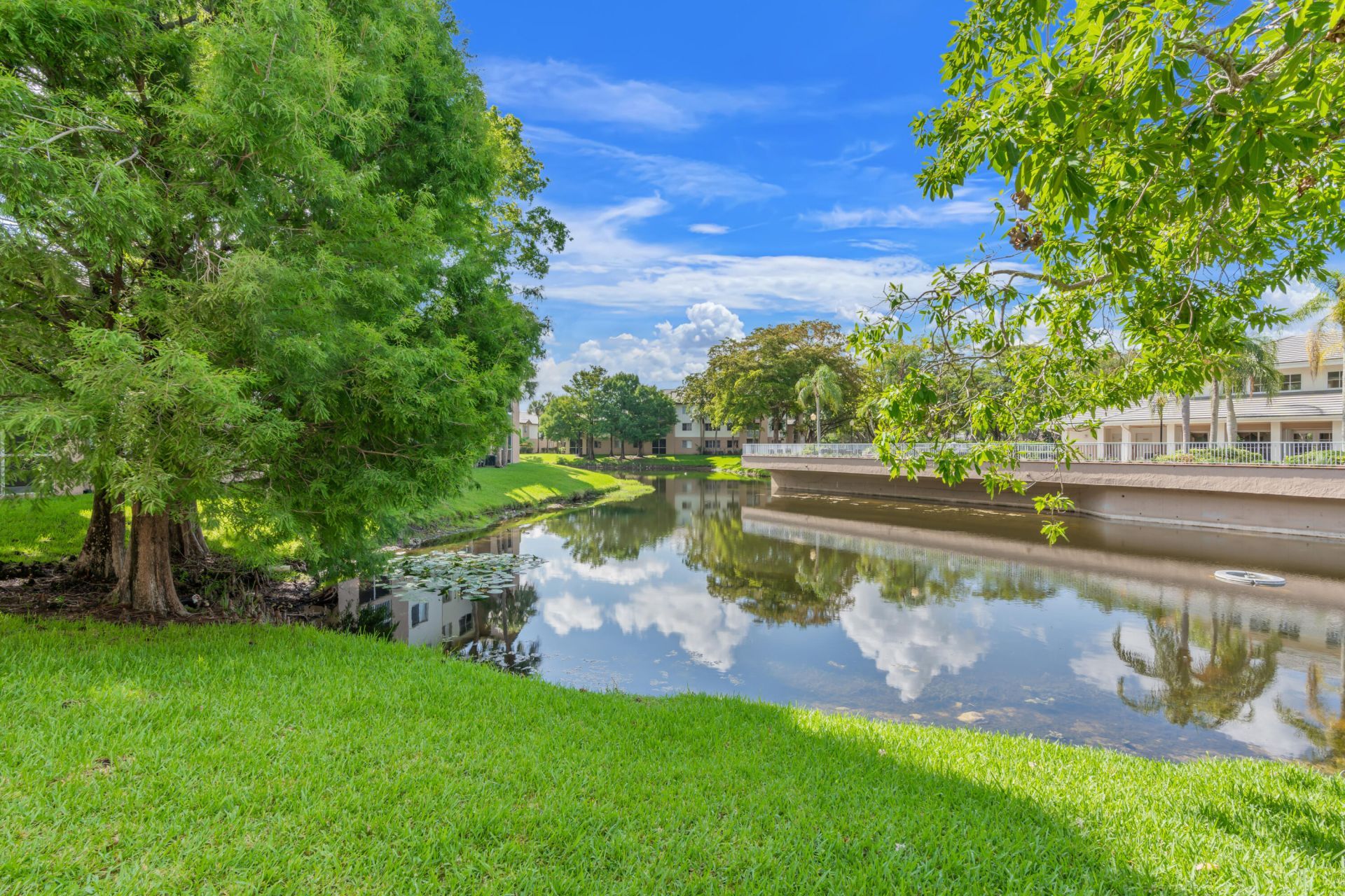 9855 Westview Drive, Unit 714, Coral Springs, FL 33076 Photo