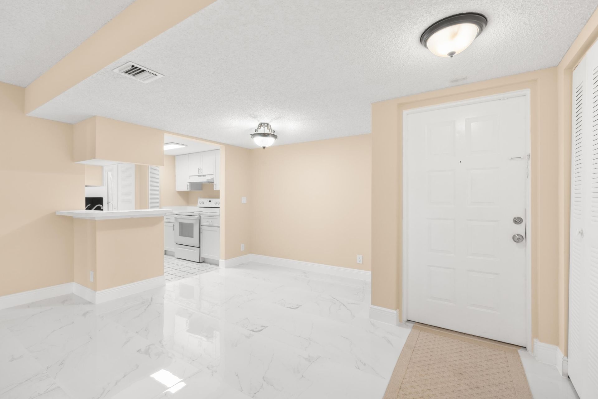 9855 Westview Drive, Unit 714, Coral Springs, FL 33076 Photo