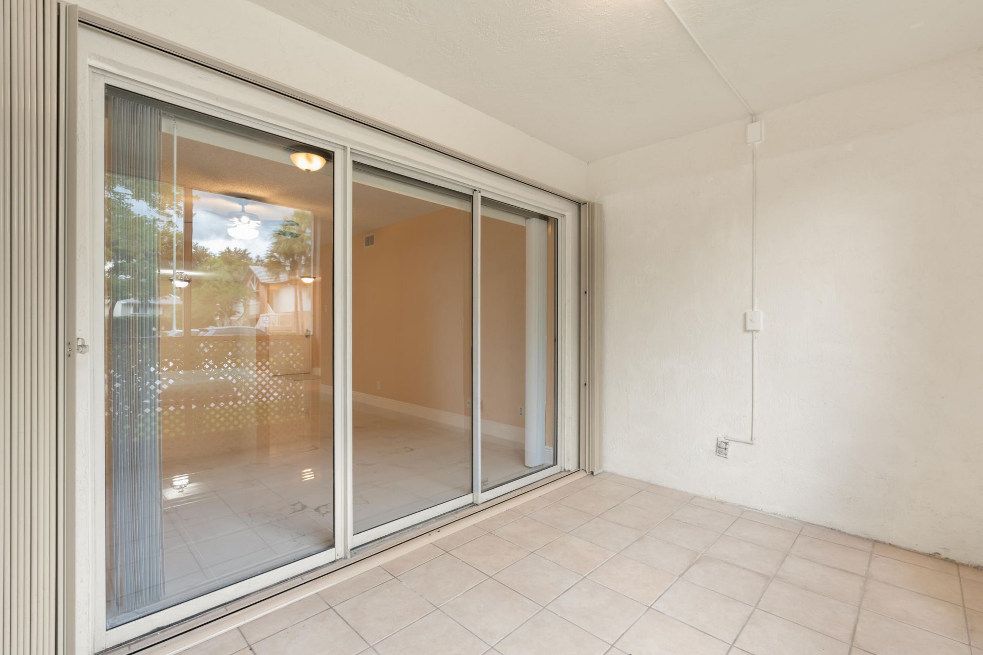 9855 Westview Drive, Unit 714, Coral Springs, FL 33076 Photo