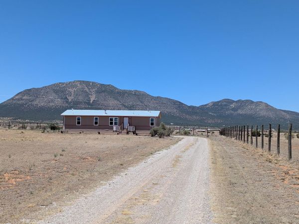 5 Northland Court , Edgewood, NM 87015