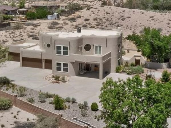 1731 Carson Road NE, Rio Rancho, NM 87144