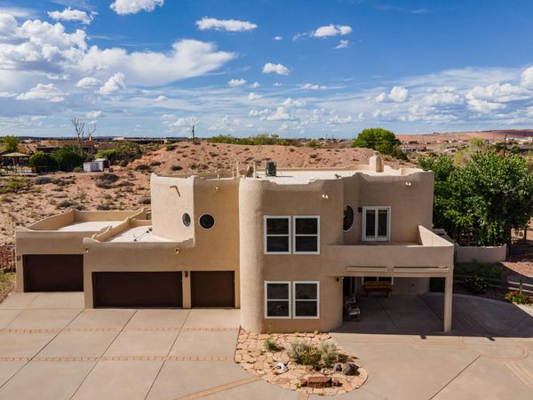 1731 Carson Road NE, Rio Rancho, NM 87144