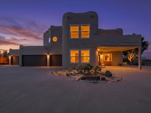 1731 Carson Road NE, Rio Rancho, NM 87144