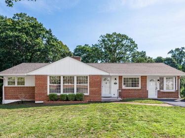 140 Moorman Drive, Madison Heights, VA 24572
