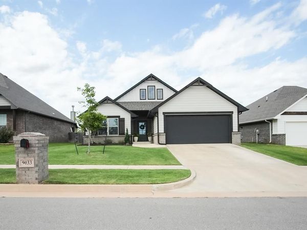 9033 NW 118th Street, Yukon, OK 73099