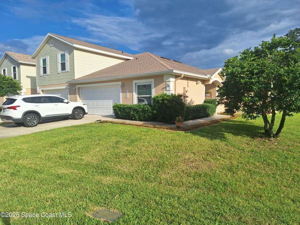 511 L M Davey Lane , Titusville, FL 32780