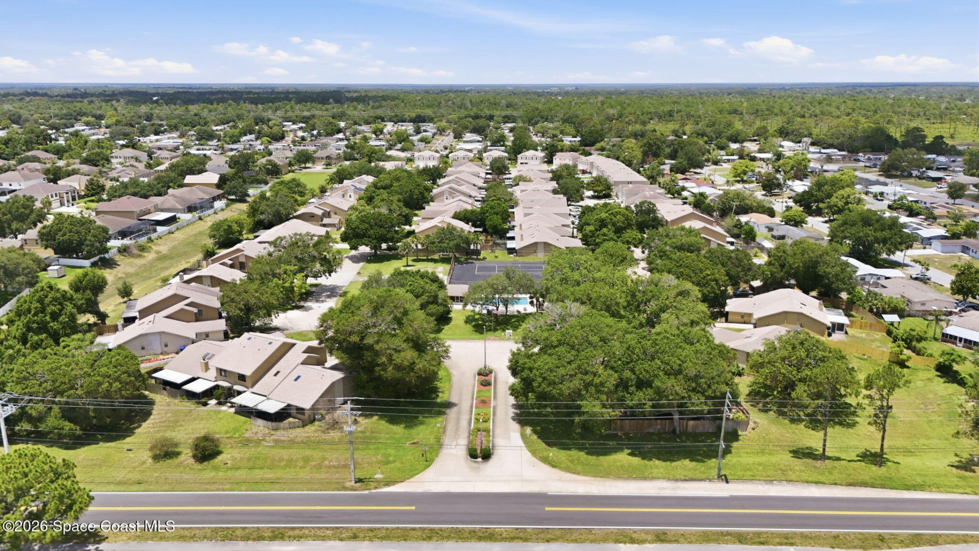 511 L M Davey Lane, Titusville, FL 32780 Photo