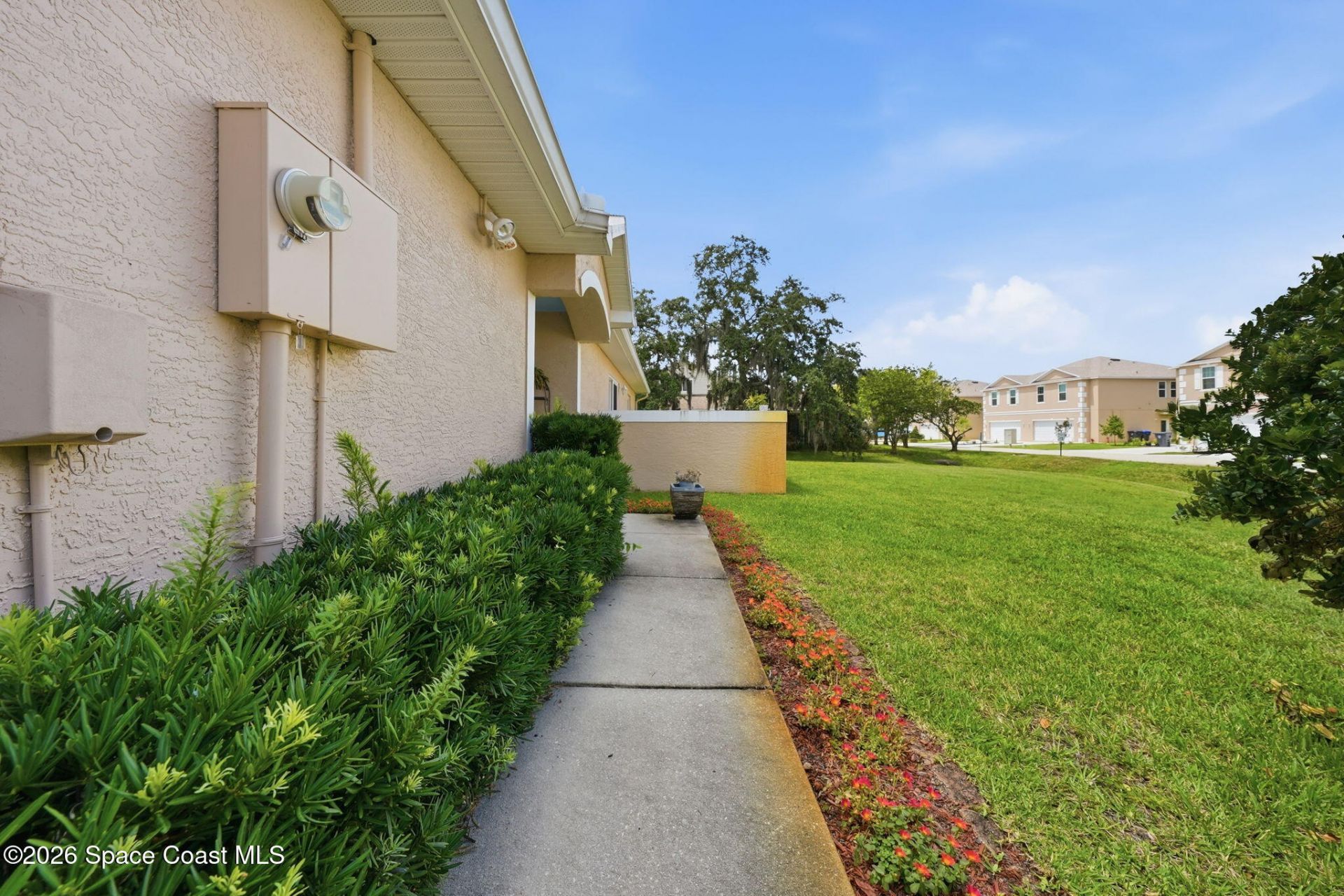 511 L M Davey Lane, Titusville, FL 32780 Photo