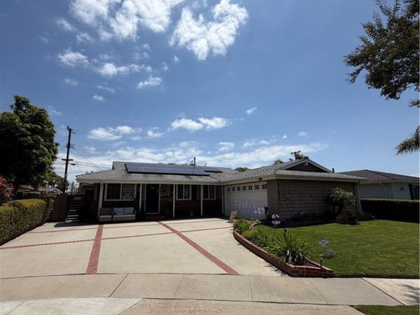 15032 Baylor Circle , Huntington Beach, CA 92647