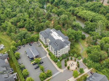 1425 TRAILSIDE CT, Unit 304, Charlottesville, VA 22911