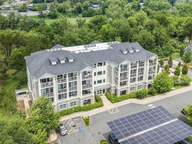 1425 TRAILSIDE CT, Unit 304, Charlottesville, VA 22911