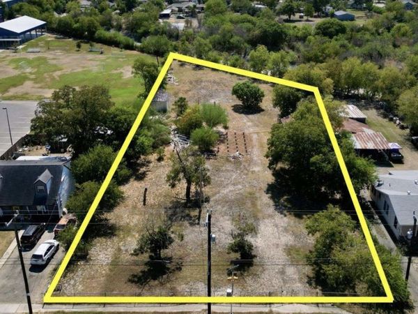 158 W HARDING BLVD, San Antonio, TX 78221