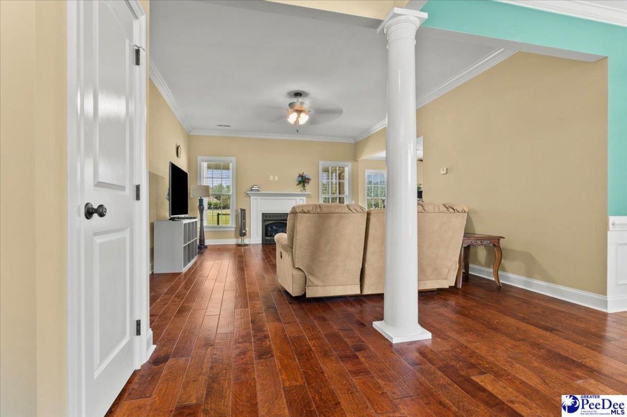 3321 Shadow Creek Drive Photo 6