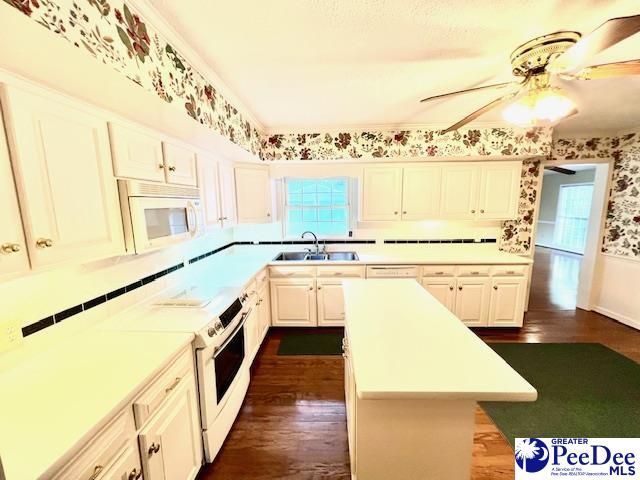 919 Locust Street Photo 6