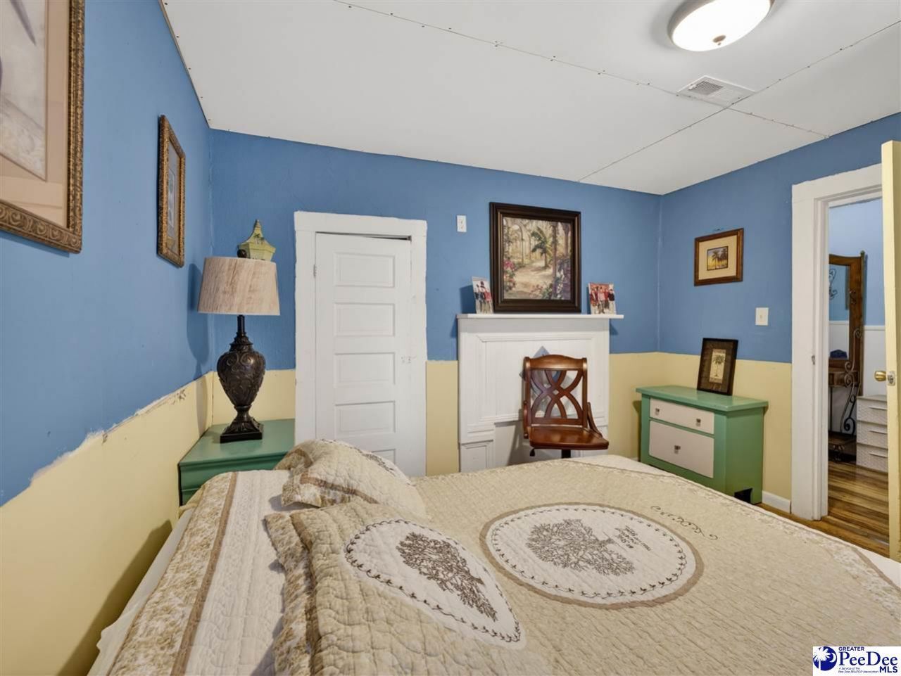 224 Godfrey Street Photo 18