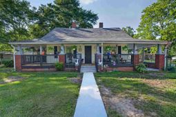 224 Godfrey Street photo 4