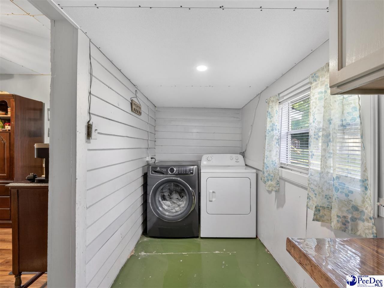 224 Godfrey Street Photo 24