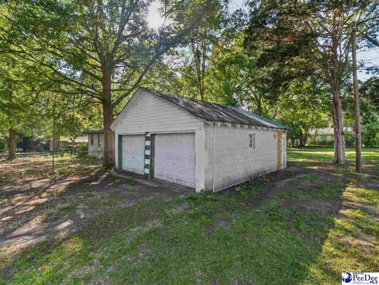 224 Godfrey Street Photo 28