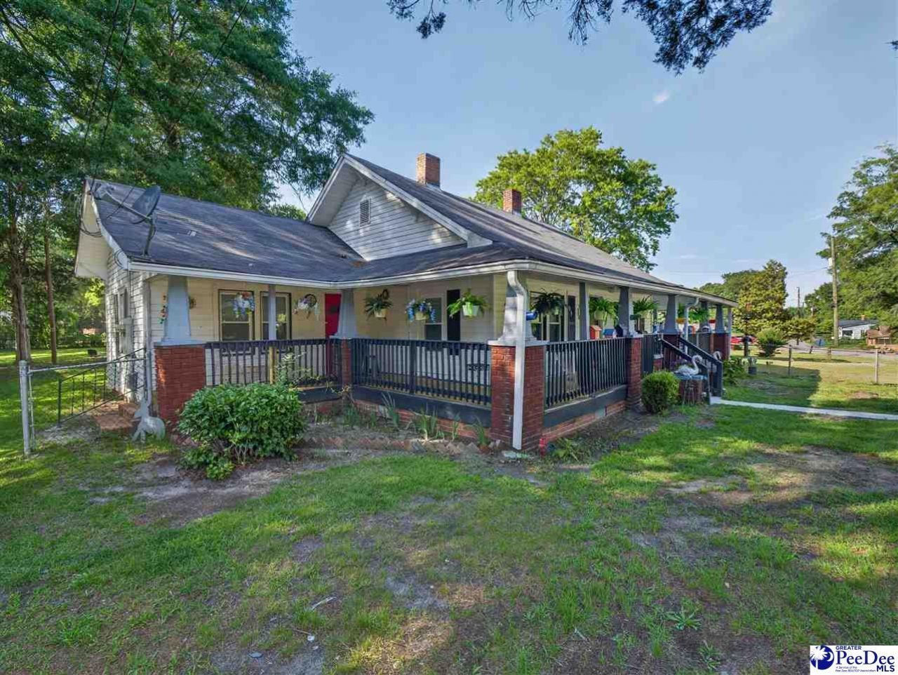 224 Godfrey Street Photo 4