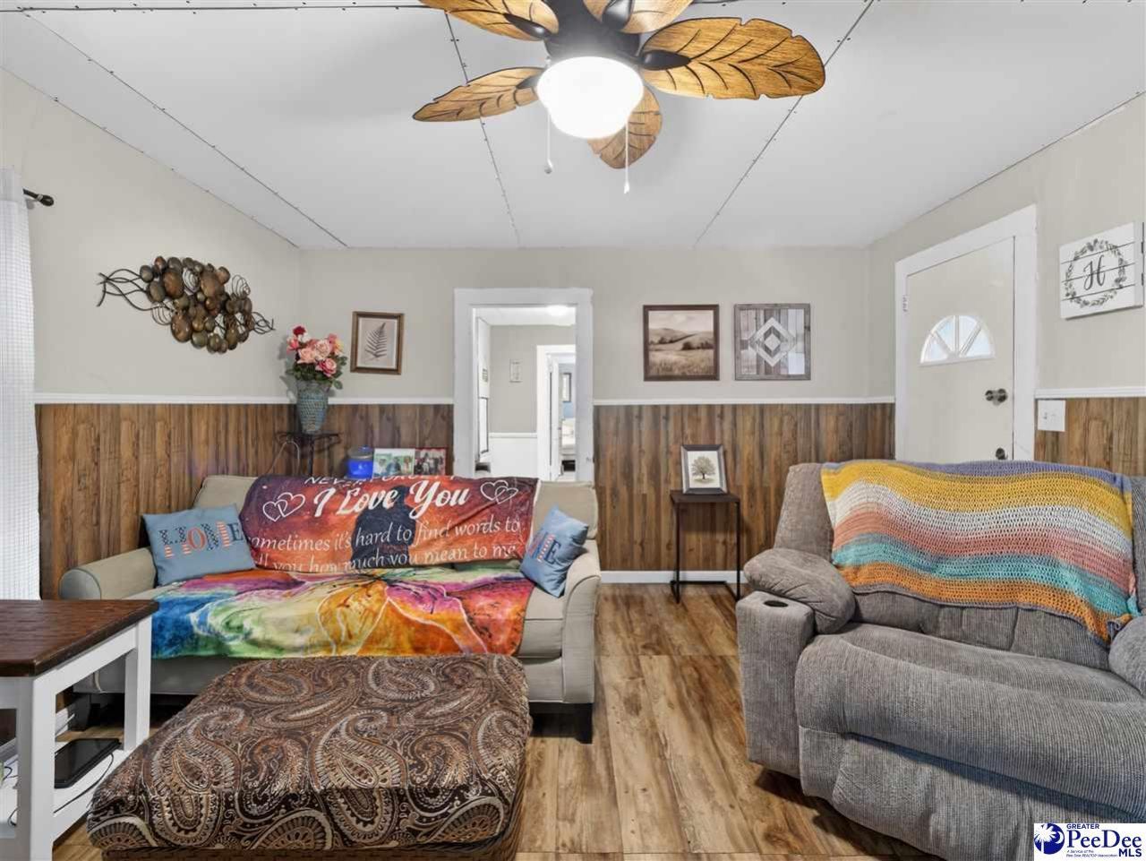 224 Godfrey Street Photo 7