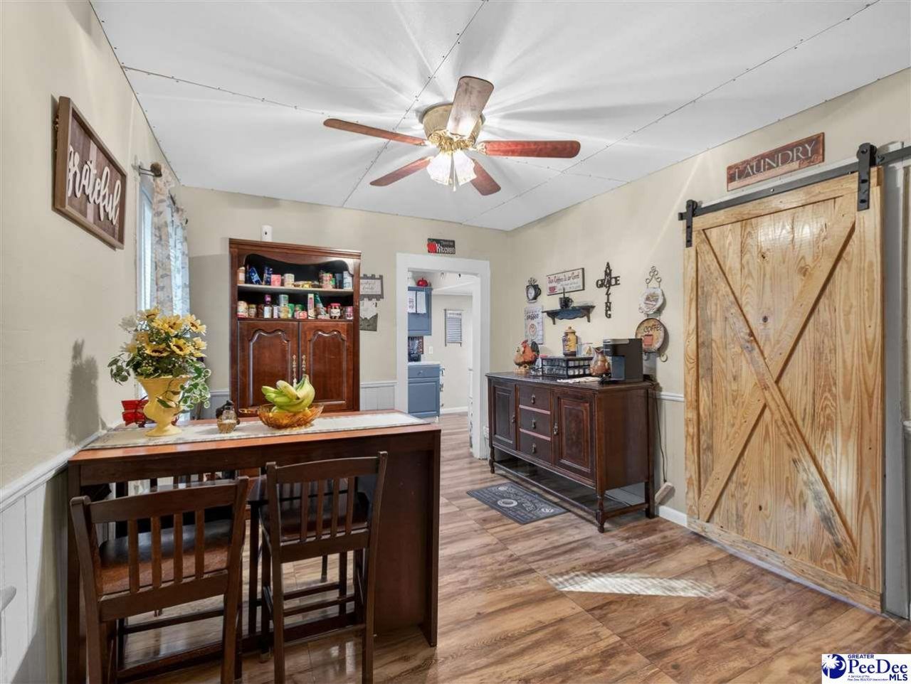 224 Godfrey Street Photo 8